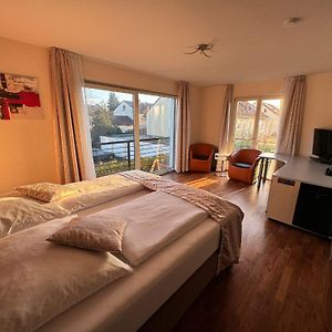 Wal Hotel