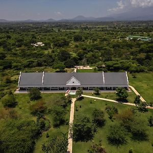 Kili Seasons Hotel